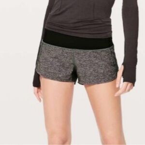 Lululemon Speed Up Short Size 8 ~2.5" Heather Lux Multi Black / Grey